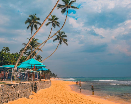 hikkaduwa beach srilanka
